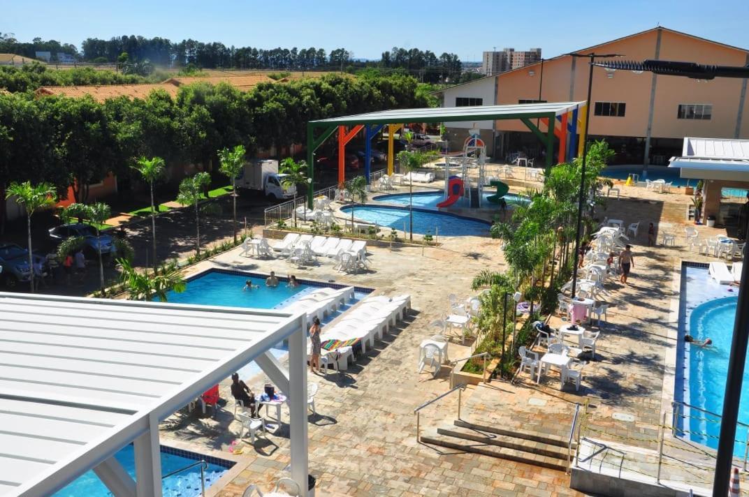 Cd Diroma Fiori Apartment Caldas Novas Exterior foto